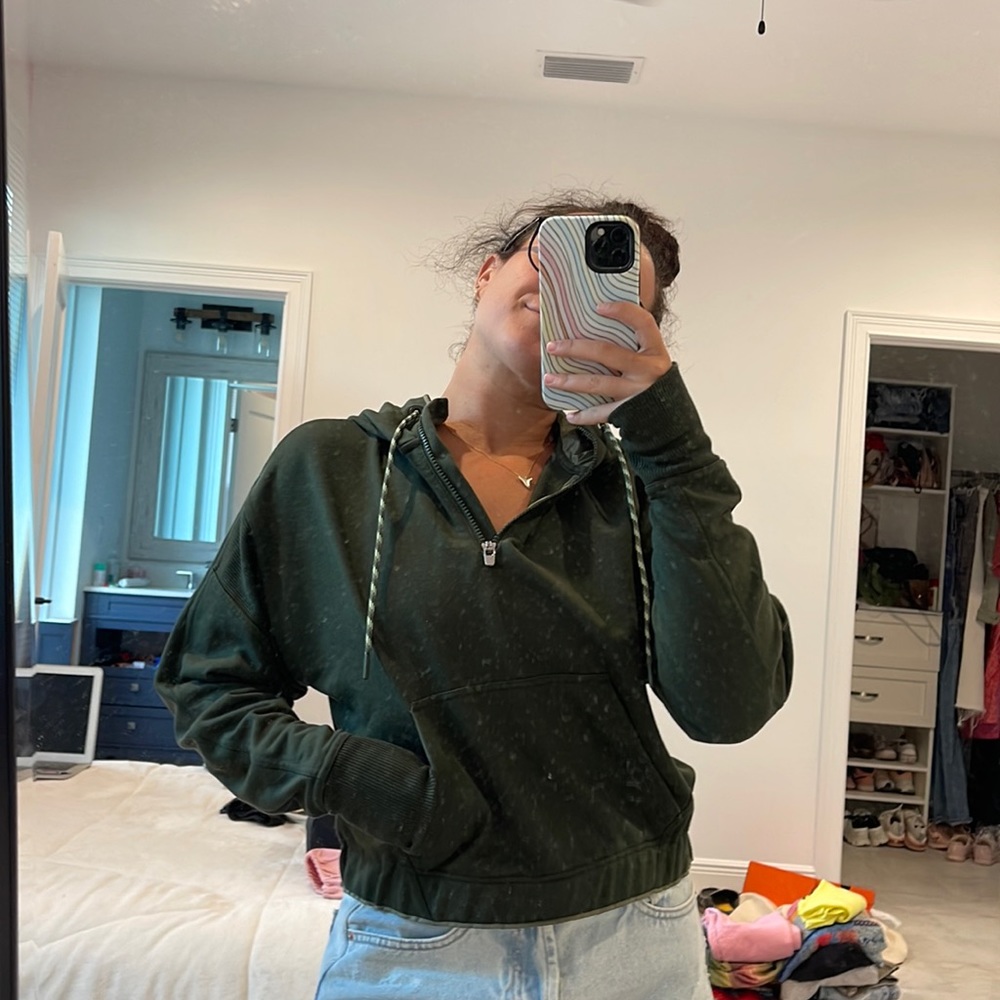 Athleta sweater